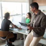 Paulo Henrique Silva Maia mostra como a tecnologia está revolucionando a vida em condomínios, com foco em bem-estar e praticidade.