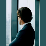 Ian dos Anjos Cunha mostra como empreender é ler sinais do mercado para antecipar oportunidades e criar vantagem competitiva.