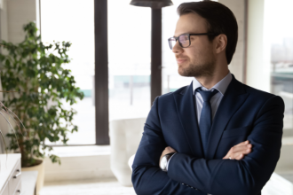 Vitor Barreto Moreira explica como transformar obstáculos em oportunidades no empreendedorismo nacional.